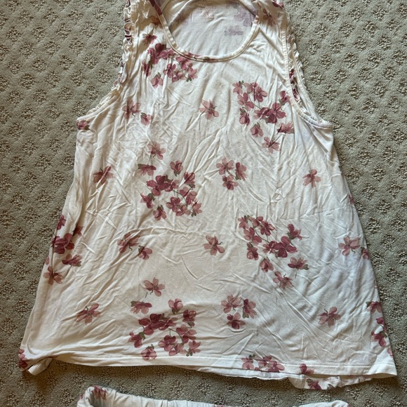 Lauren Conrad pajama set - Picture 3 of 5